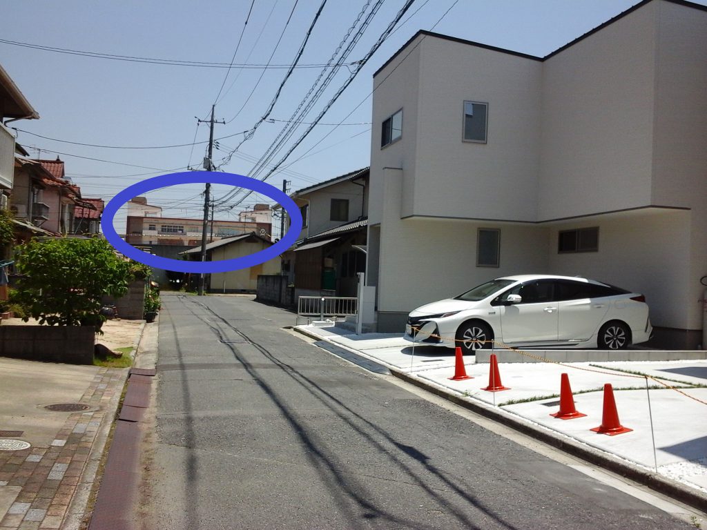 「tochito茶屋町展示場」付近の小学校