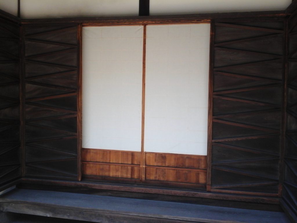 倉敷市立磯崎眠亀記念館 玄関の戸
