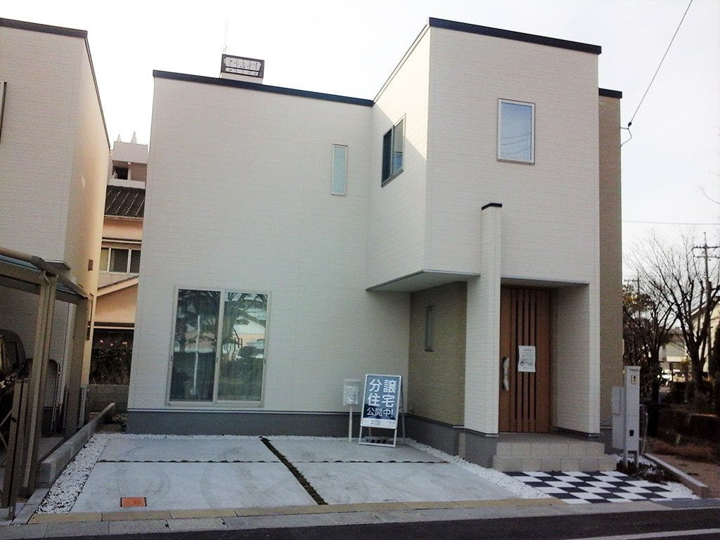 tochito東山1号地展示場の外観