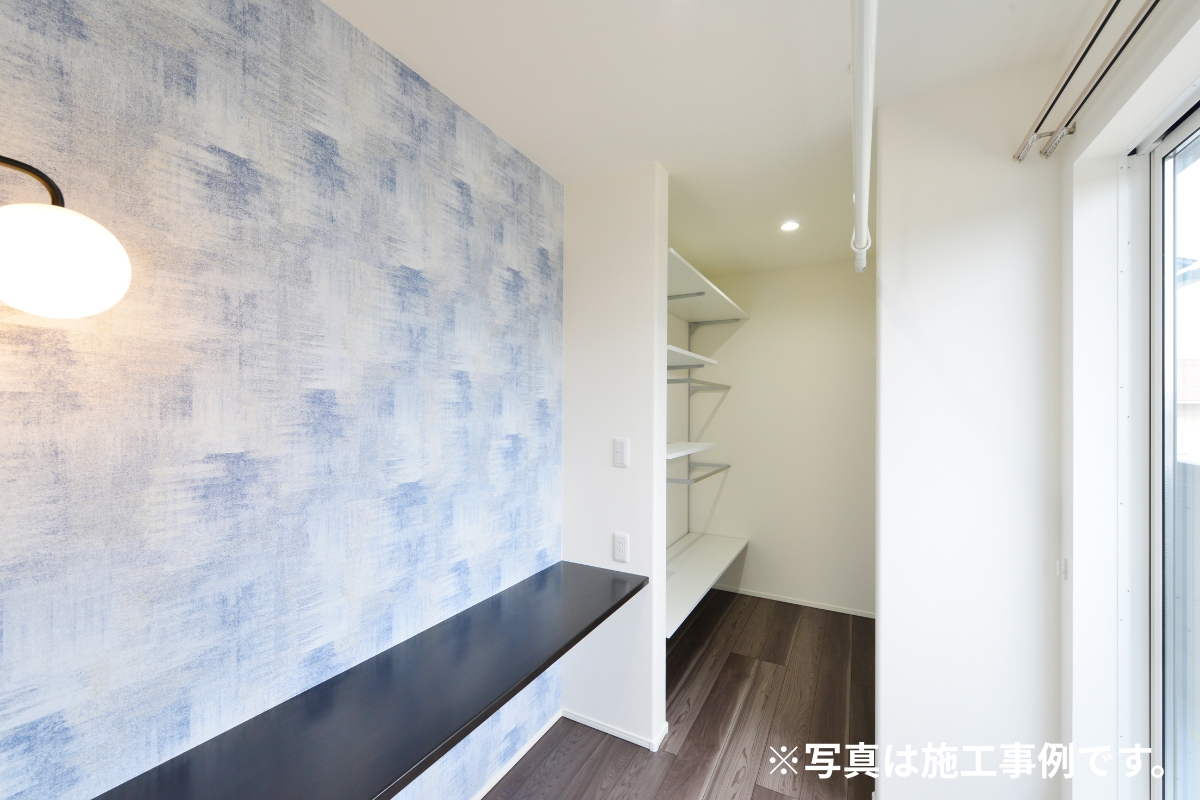 21帖超の広々LDKと家事ラク動線。デザイン性と高性能を両立した家 完成見学会