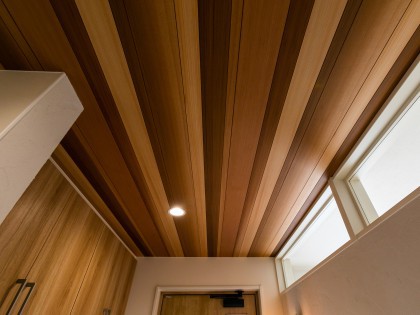 レッドシダー天井が印象的な家 ｜ 倉敷市水島北春日町注文住宅