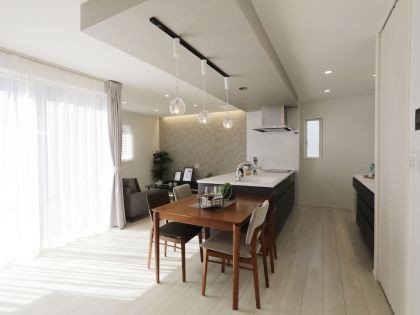 モノトーンのスタイリッシュな家 ｜ 岡山市東区大多羅町注文住宅