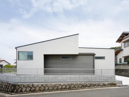 光と風が通る、家事動線にこだわった平屋の新築注文住宅