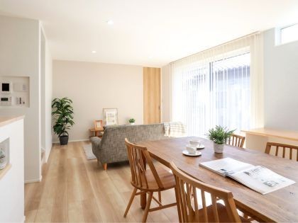 木のぬくもりに包まれて、家族が心地よく過ごせる家