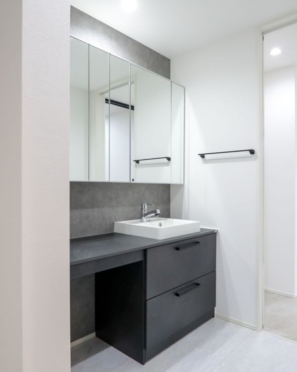 家族の集うダウンフロアのある家