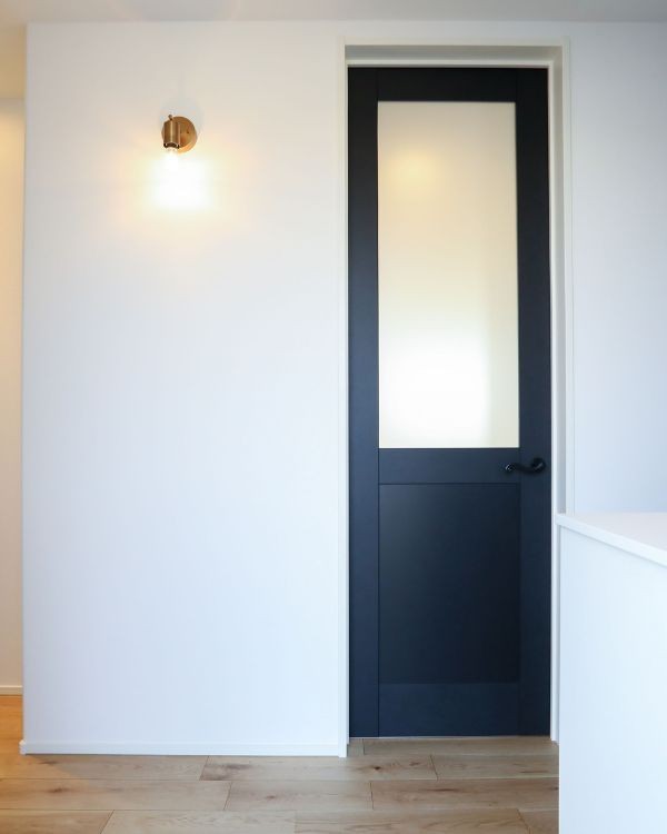 開放的なリビングと落ち着く小屋裏空間を叶える家