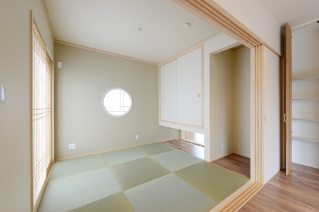 木の温かみを活かしたぬくもりのある家