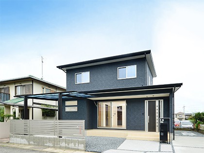 土間タイルが広い家